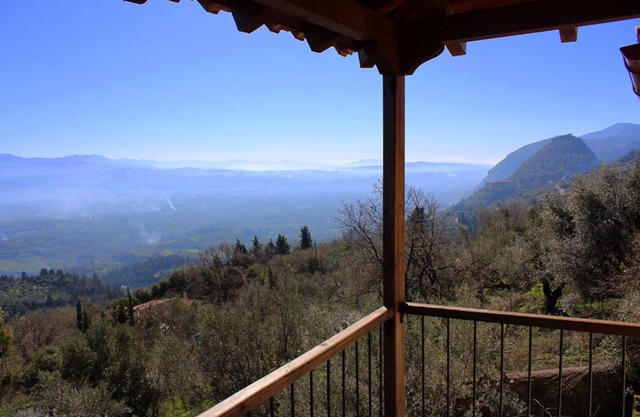 Mystra Estates Villa "La Vigne"