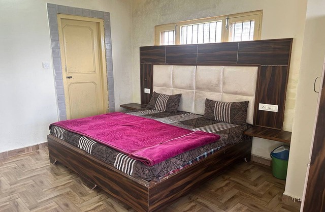 N V Villa Homestay