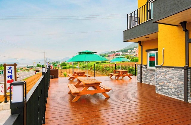 Namhae Gonige Pension