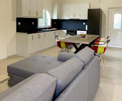 Nana's Luxury House