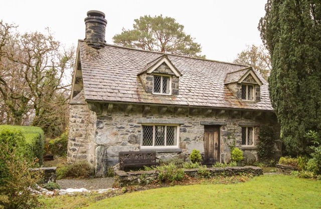 Nant Cottage