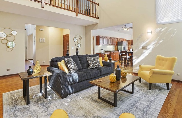 Naperville Rental - Harmony Ct