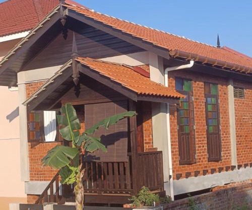 NASHQUE HOMESTAY