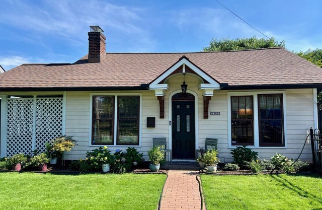 Nashville Fatherland Cottage