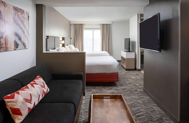 Nashville's Artistic District! Kitchenette, Pet-friendly Property, Free Parking!