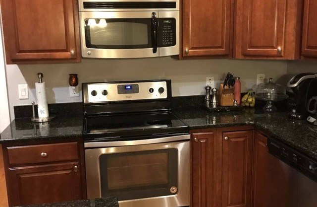 Nashville/Brentwood Tn large family home extended stay rental