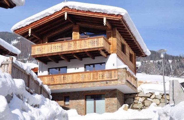 Chalet luxueux avec sauna à Neukirchen am Großvenediger