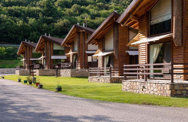 Natura Chalets