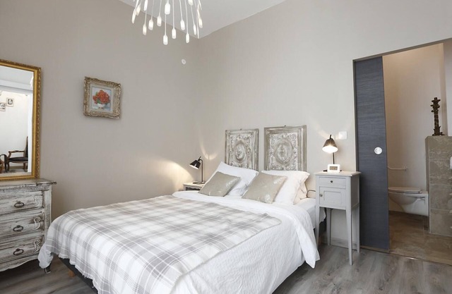 NATURE & CHATEAUX - Appartement