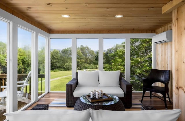 Nature Retreat: Plush House Stay w/Spectacular Views | Near Equinox Preserve