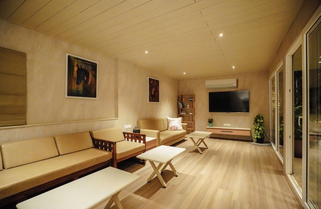 Lakeside 2BHK Villa in Nashik with Bonfire Area & Relaxing Atmosphere