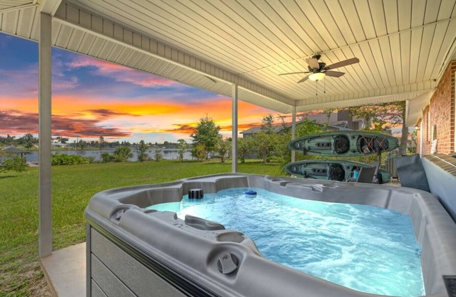 Nautical Nirvana: Bayfront, Dock, Fishing, Kayaks, Hot Tub, & More!