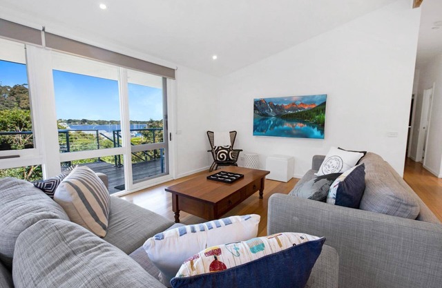A breathtaking view of the Metung harbour in this treed neighbourhood