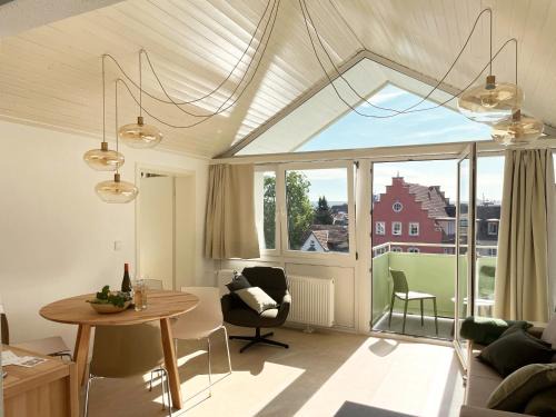 nava-suites mitten in Bad Kreuznach 2-Zi-Appartement Naheblick