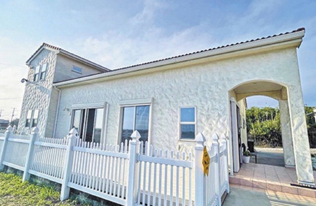 Navona Beach House A cottage with a terrace over / Asahi City Chiba