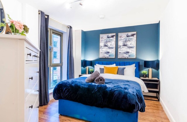 Navy Retreat - Free Parking, Fast WiFi & SmartTV