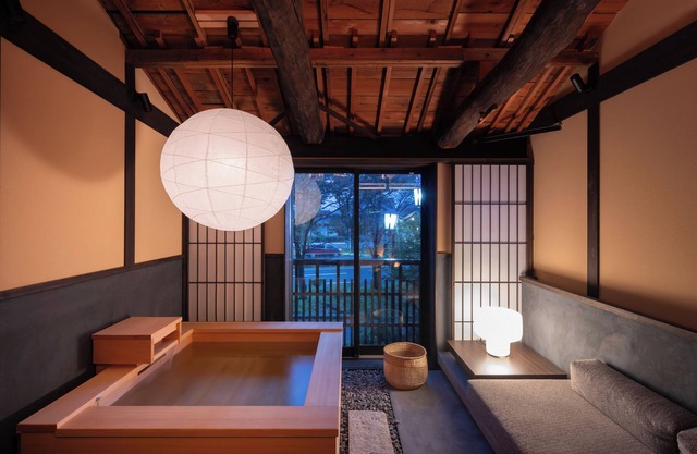 Nazuna Kyoto Higashi Honganji