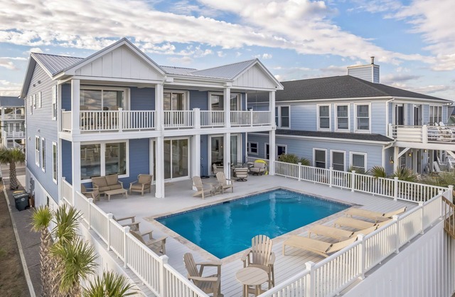 Brand NEW luxury oceanfront,8 bedrooms, panoramic ocean views, private pool