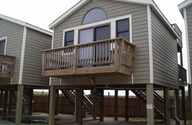 NC 12 56821-8 Condo