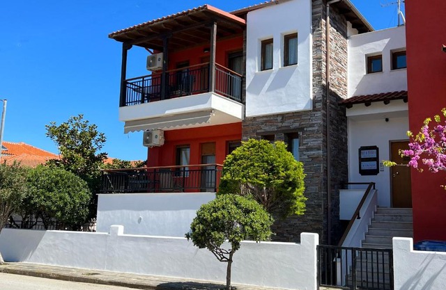 Nea Roda Apartments