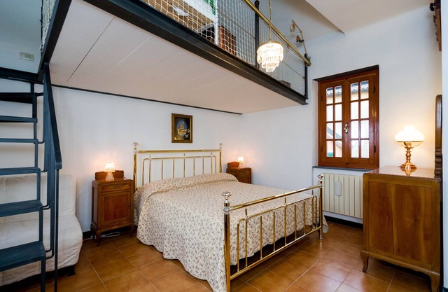 Près de 5 terres grande maison indépendante sur les collines avec vue sur la vallée balcon