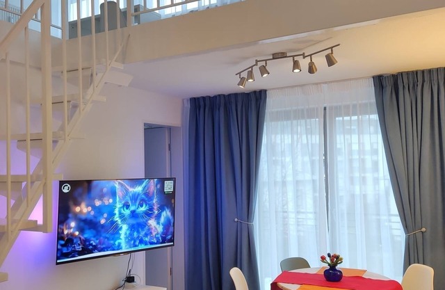 Near Airport BER/ Adlershof Maisonette Schönefeld quiet location Netflix/YouTube