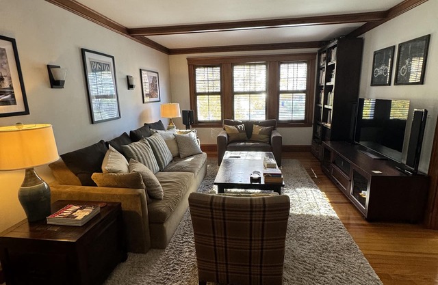 Près de Boston Historic deux chambres à coucher avec des équipements modernes