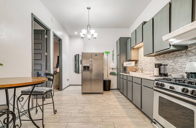 Near Casino & Shops: Cozy Apt in West El Paso!