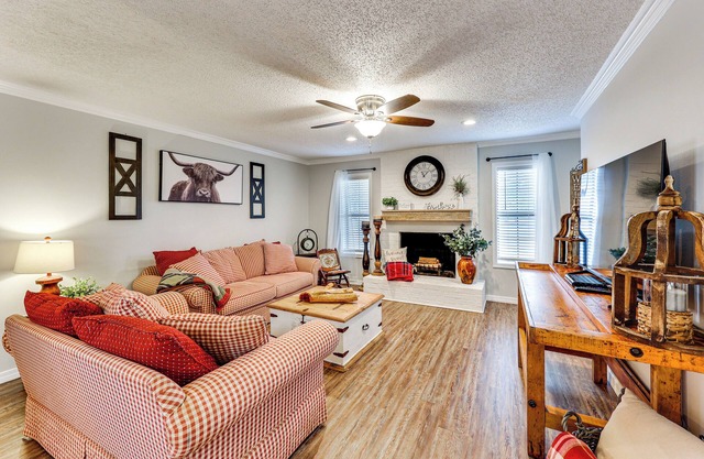 Near Lake Dardanelle: Updated Home w/ Large Yard!