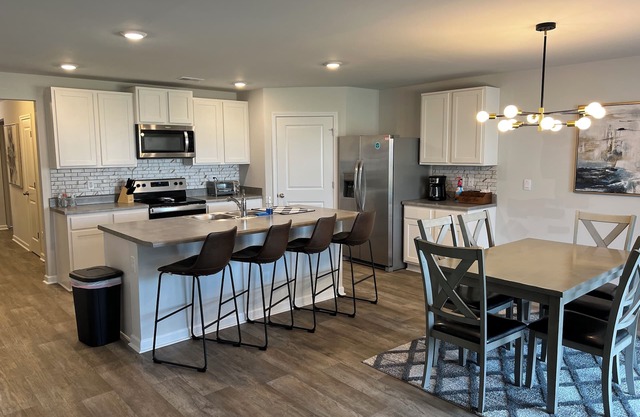 Minutes from Wilmington NC, Beaches, and so much more!