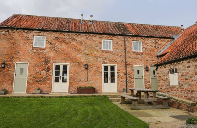 Ned Cottage 1-bed, ACASTER MALBIS
