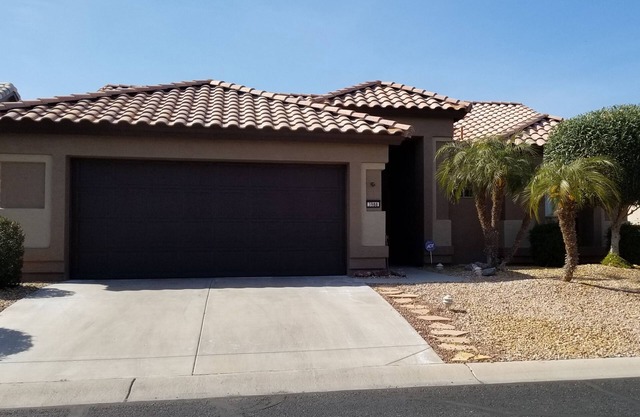 LAISSER VOS SOUCIS DERRIÈRE DANS BEAUTIFUL PEBBLE CREEK, AZ. RESERVE MAINTENANT!