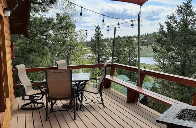 Need an Altitude Adjustment?! Stay at our cabin with a view of Meadow & Village