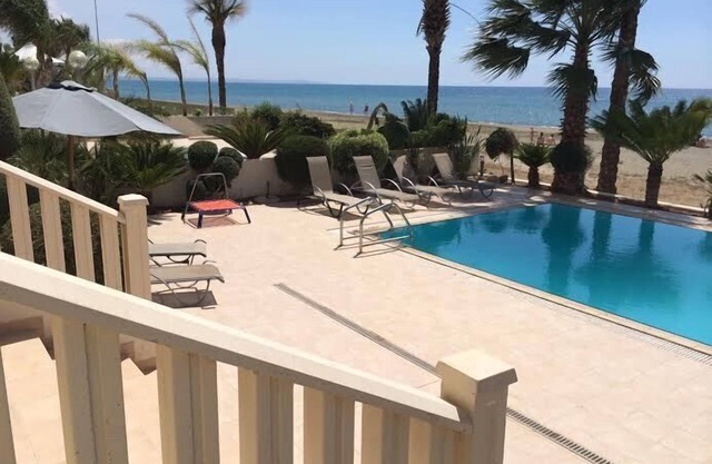 Nefeli Beach Villa, 5 chambres