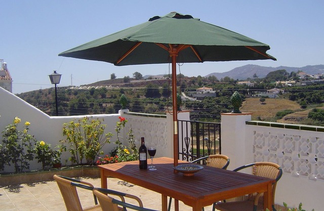 FANTASTIC CHILLOUT HOUSE POUR UN COUPLE - PISCINE / WIFI & A / C -Vacances Sept / Oct / Nov