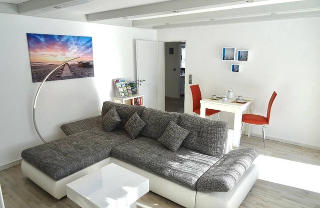 Appartement récemment rénové pour deux avec terrasse ensoleillée dans un endroit calme