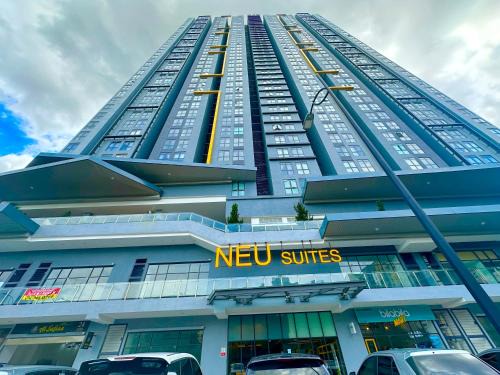 Neu Suites Junior Suite By Serenity Homes Next to Gleneagles & LRT