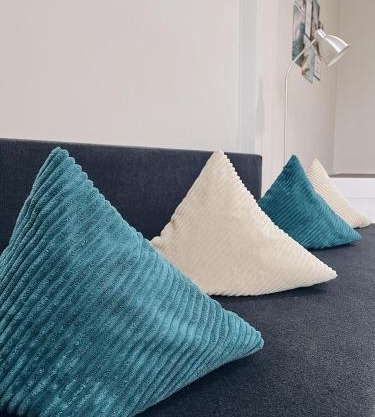 Neuwertiges Apartment mit schnellem WLAN, Glasfaser, Kostenlose Privatparkplatz auch für Transporter geeignet R23