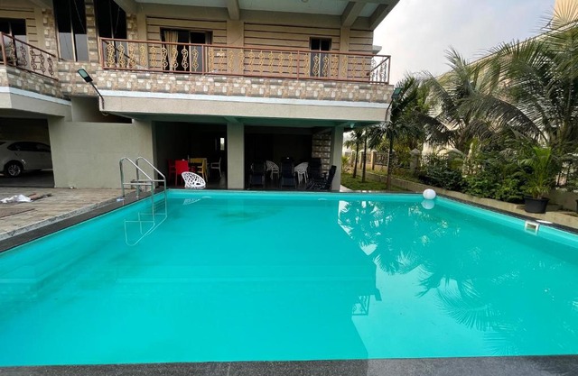 Neville's Villa - Pet friendly with Pool