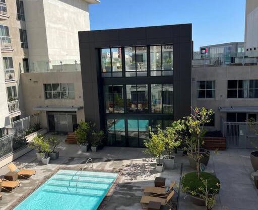 NEW 1 BD BR LUX West Hollywood: Pool/Parking/Gym