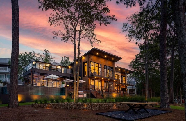 NEW! 151 Luxury House on Lake Oconee