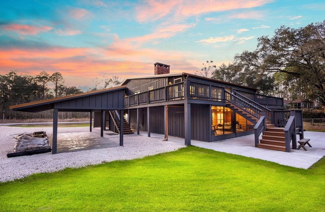 New 2024 Waterfront Duplex - Private Modern Retreat - Groups