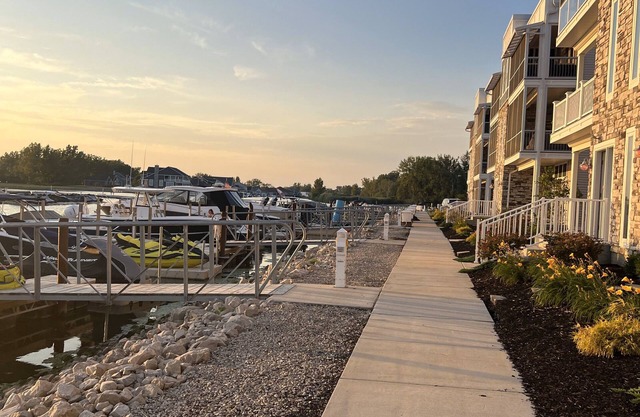 NEW 3-bedroom Marina waterfront condo in marvelous Lakeside Marblehead