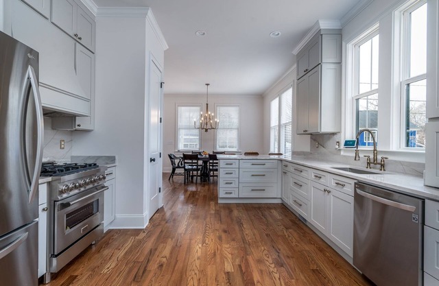 **New** 4 Bedroom 3.5 Bath House in Normal Town, Athens Ga!