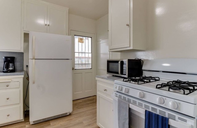 New 4 bedroom Modern Villa in Mar Vista