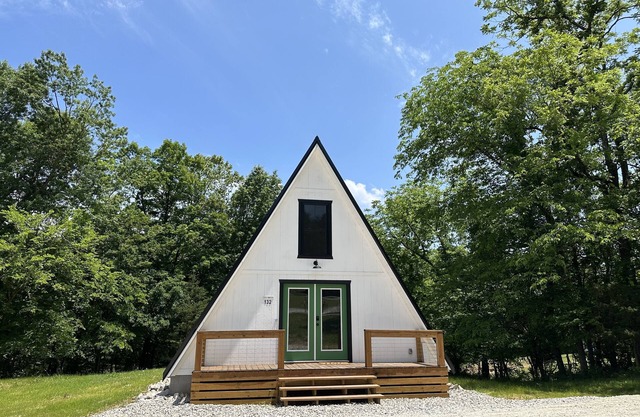 NEW A-Frame Stay Awhile near Mammoth Cave National Park & <1 mi to Nolin Lake!