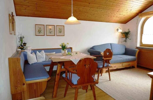 Appartement neuf 40m² ***, extensible avec 1 double douche / WC, endroit calme, sentiers de randonnée depuis la maison