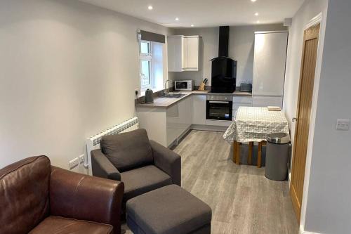 New apartment within short walk of the beach