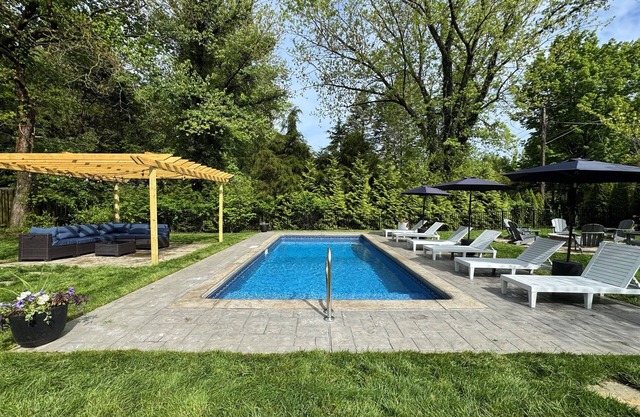 NEW Beach Access with Pool, Hot Tub, Game Room, EV Charger level 2