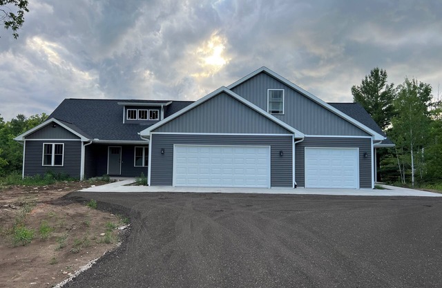 New! Beautiful newly built family home immersed in nature. Fish Creek, WI